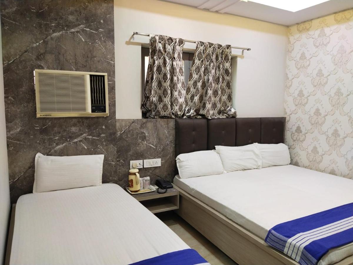 Hotel Gateway Kailash Варанасі Екстер'єр фото